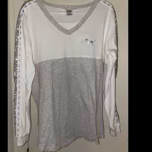 Victoria’s Secret PINK t-shirt